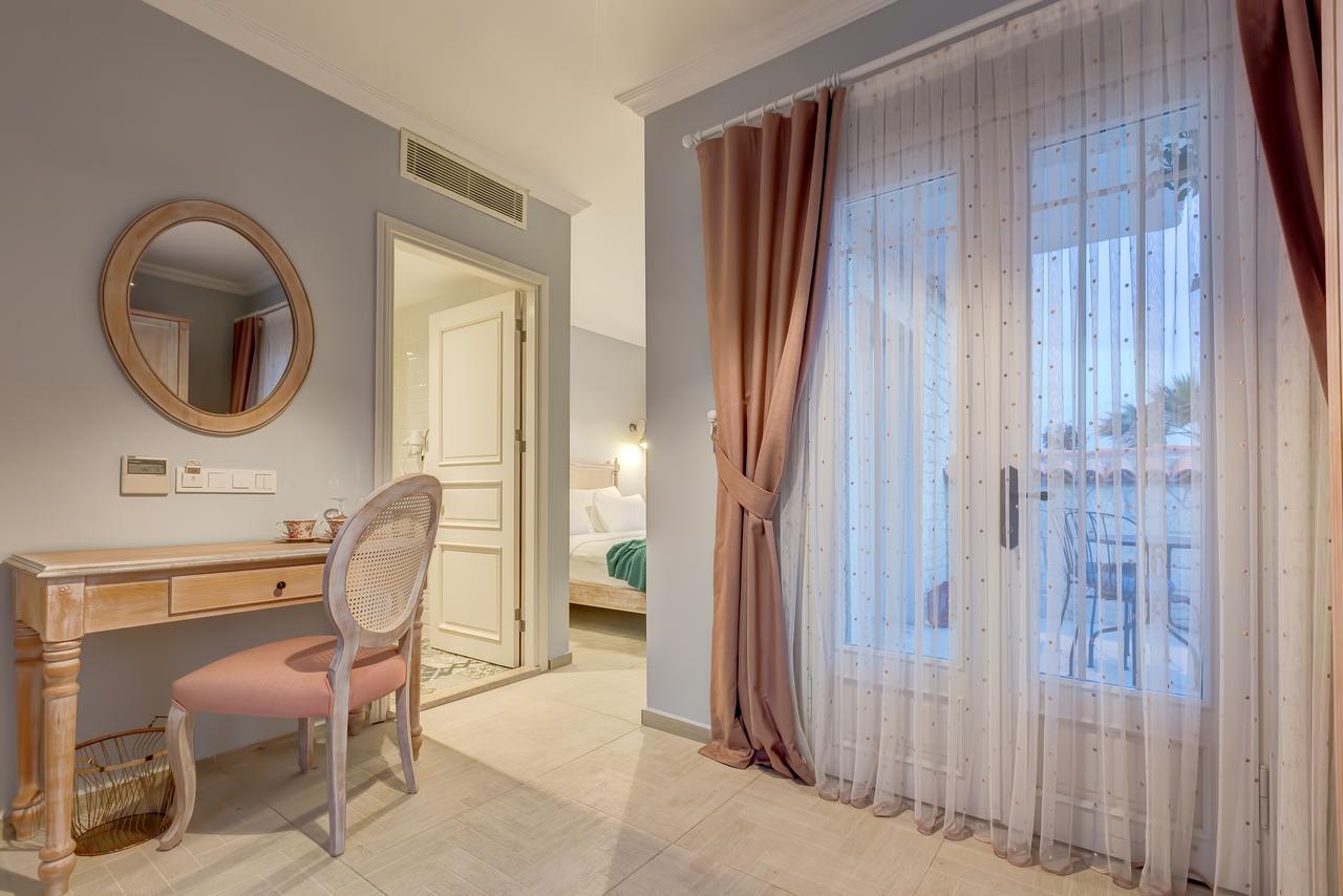 Levin Hotel Alaçatı Luaran gambar